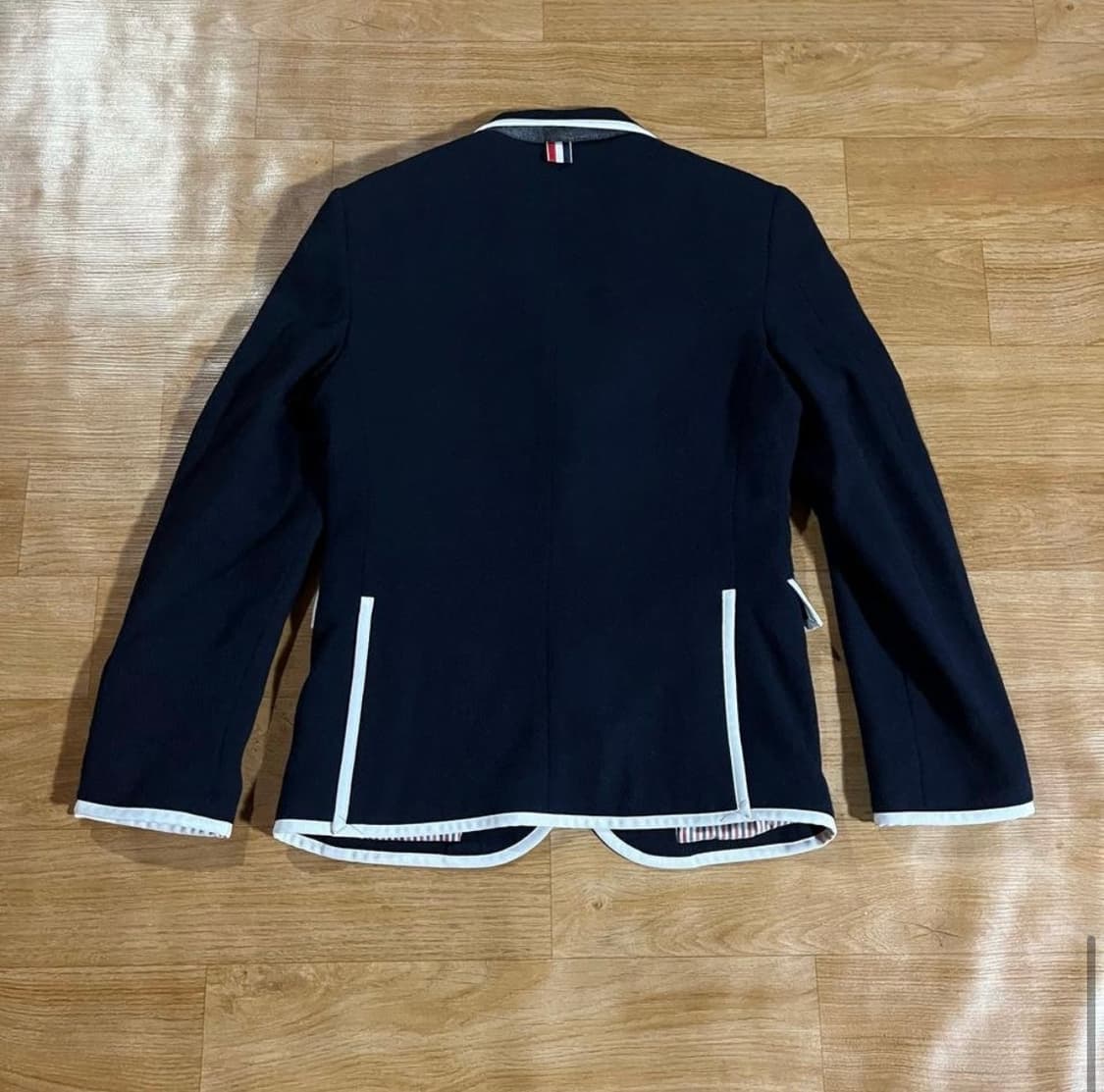 [95/97] 톰브라운x니만마커스 블레이저 상품이미지7