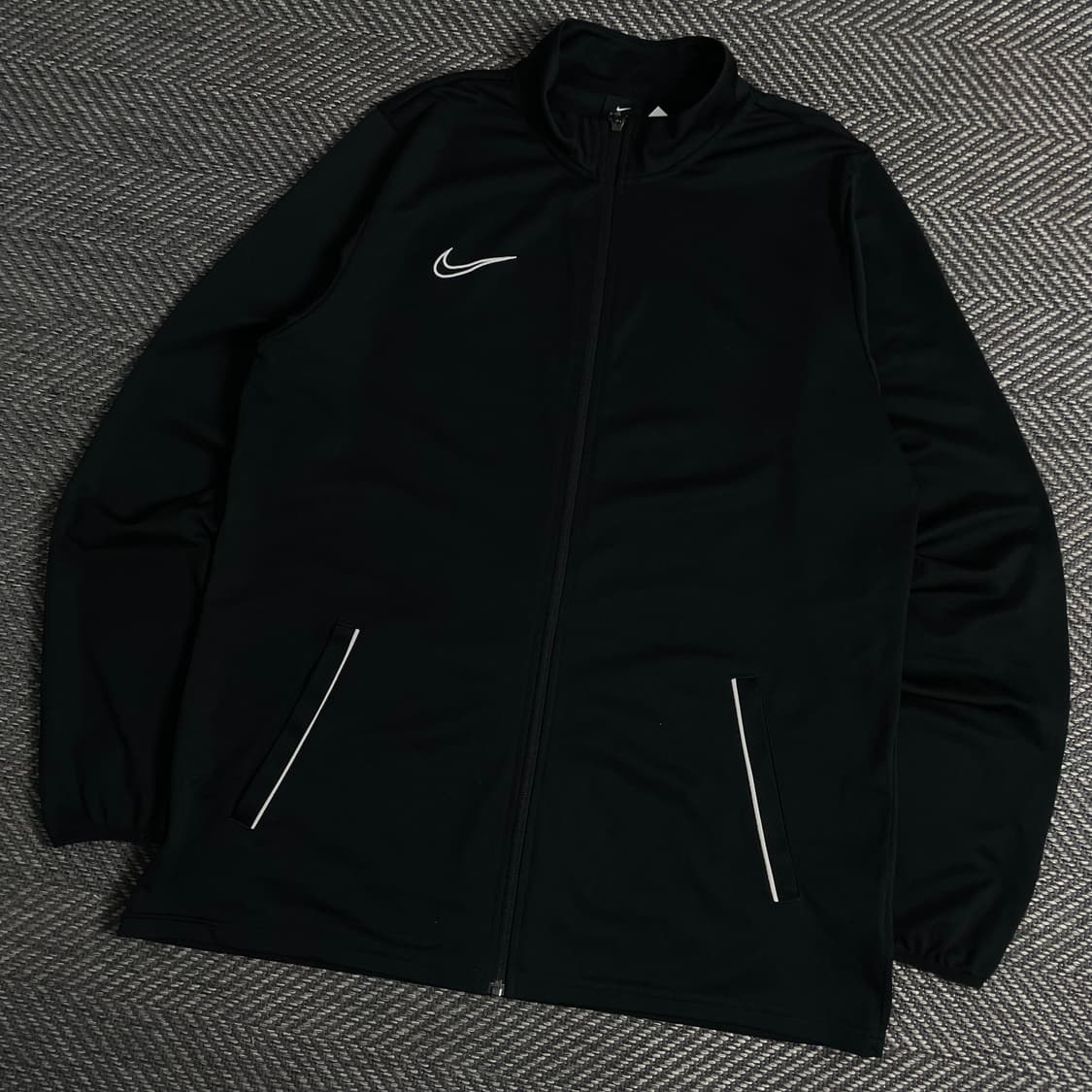 나이키 드라이핏 트레이닝 러닝 자켓 블랙 y 3601 상품이미지1