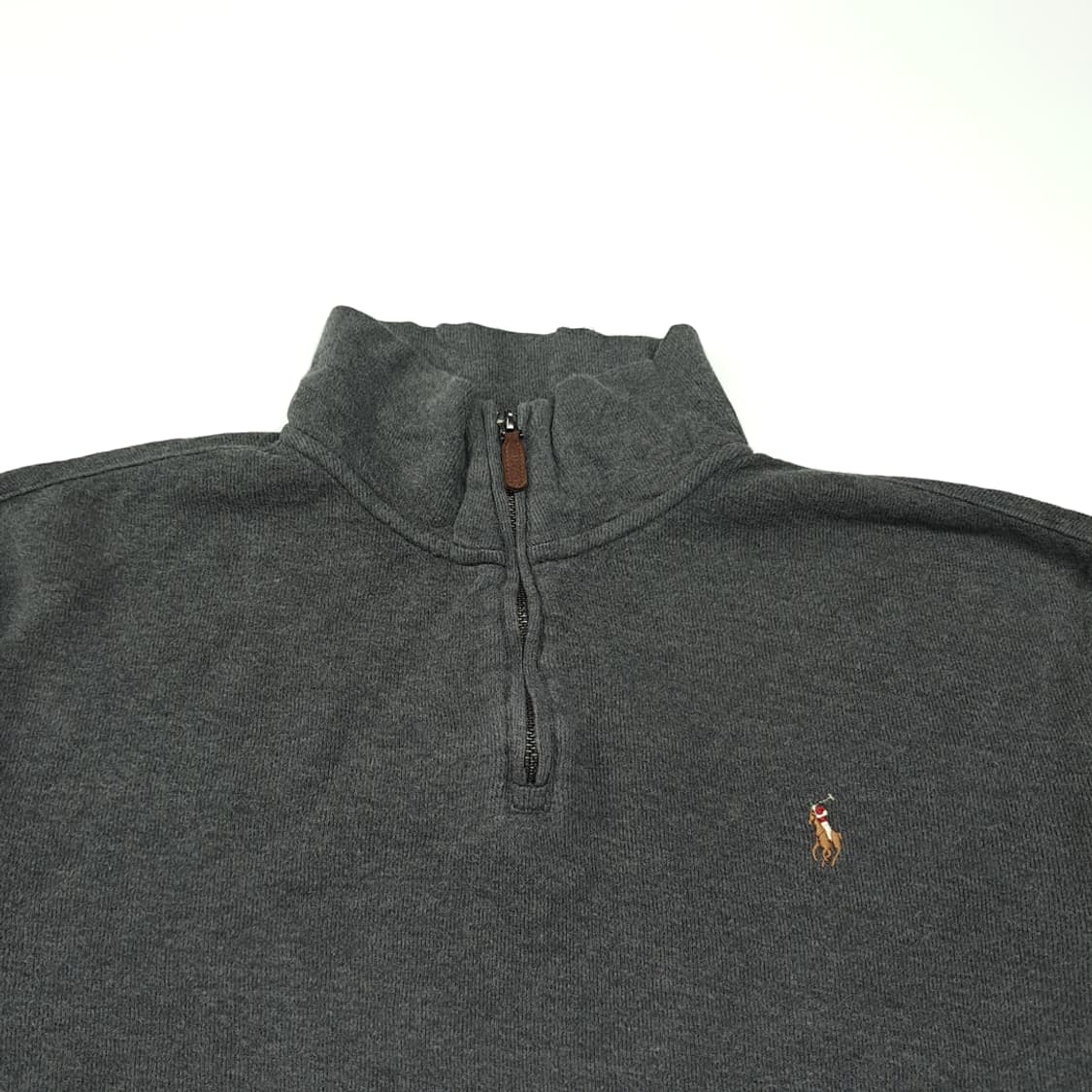 CL833 M 폴로 에스테이트립 가죽풀러 스톤그레이 하프집업 스웻셔츠 상품이미지2
