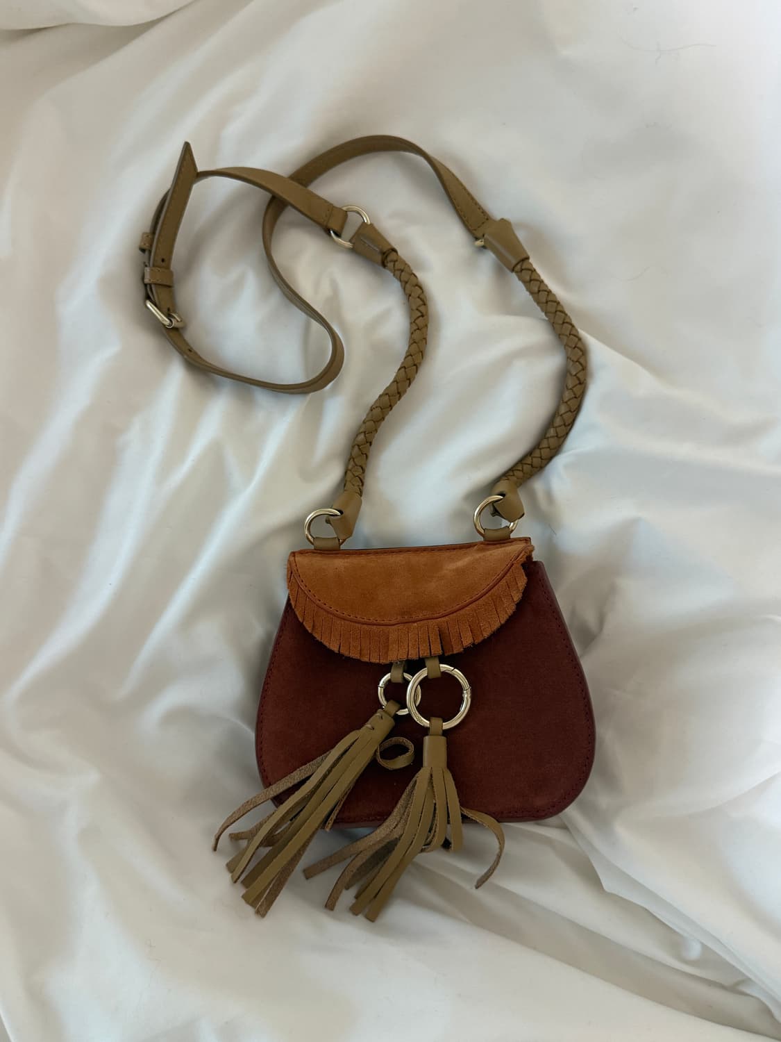 마쥬 스웨이드 미니 크로스백  상품이미지1