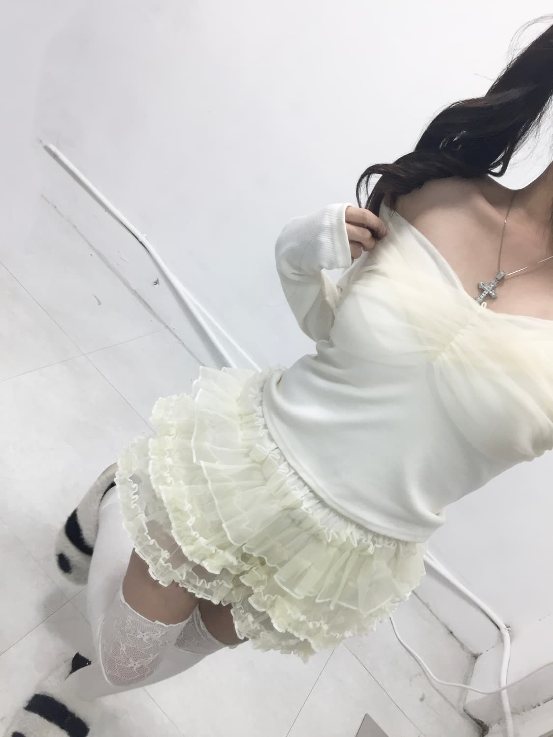 [YOUYI] 로걀 쉬폰 레이스 오프숄더 탑 상품이미지2