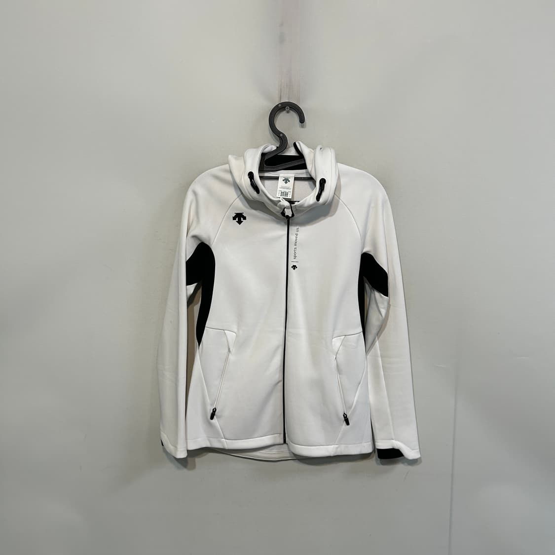 데상트 여성 기모 후드 자켓 90  상품이미지1