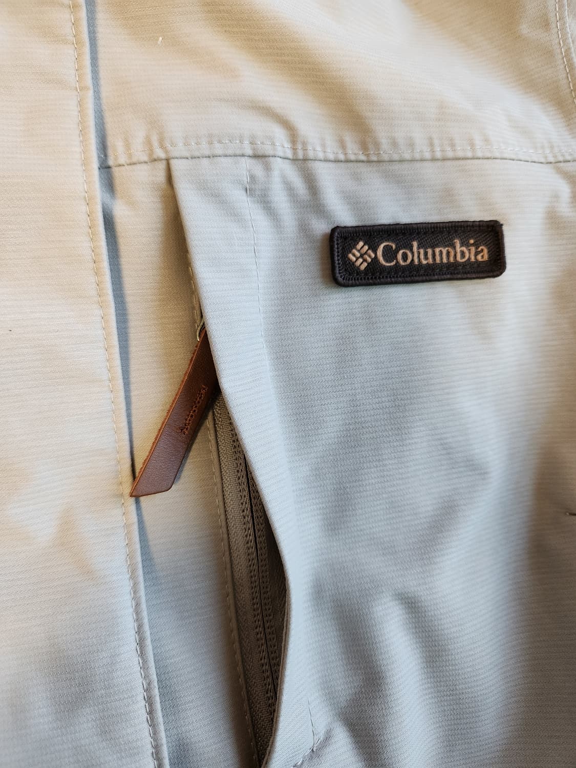 새상품급) 컬럼비아 여성 마운틴 방수 방풍 바람막이 자켓 사이즈m

내피 상품이미지5