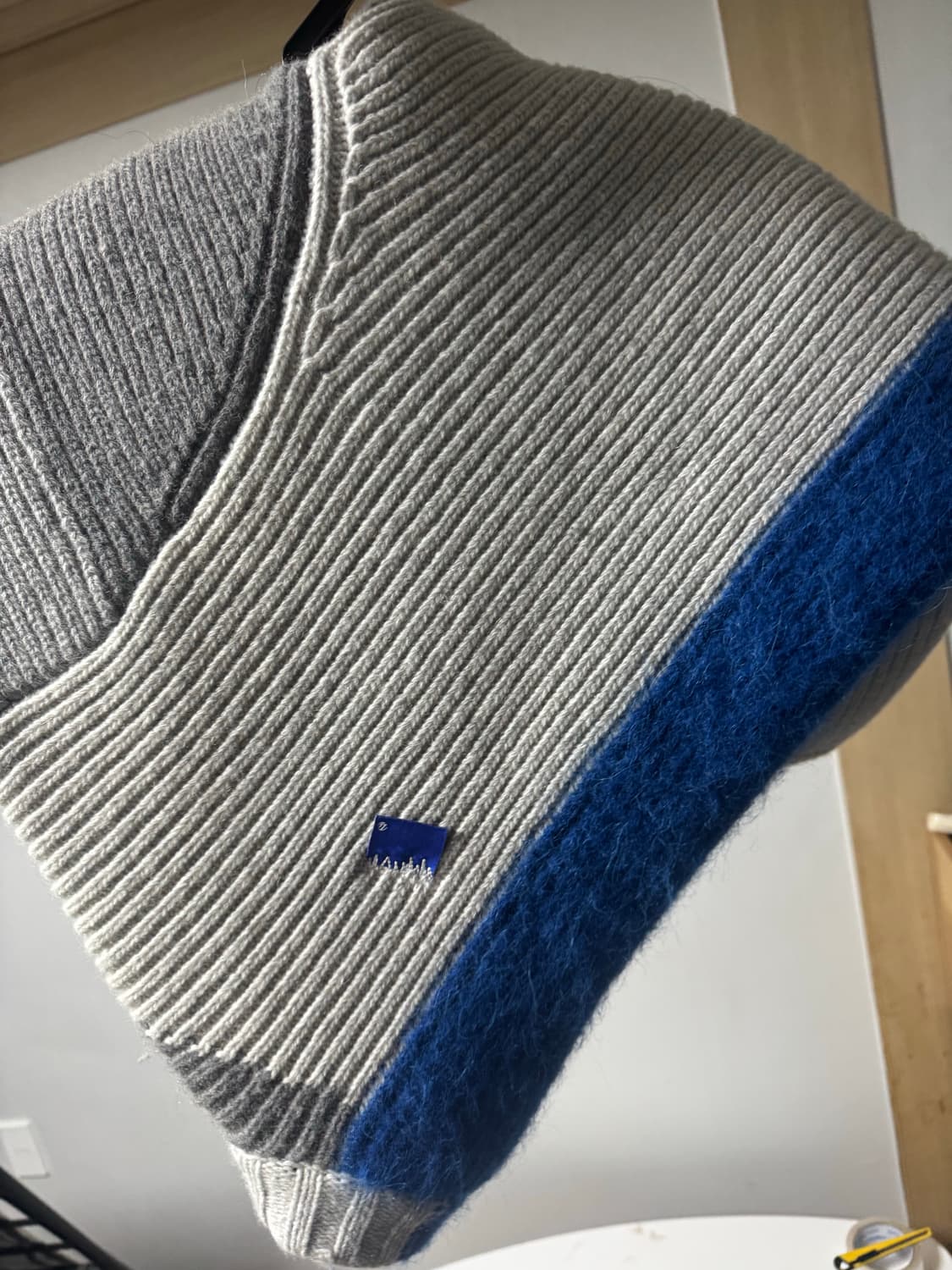 아더에러x자라 패치워크 니트 팝니다 상품이미지4