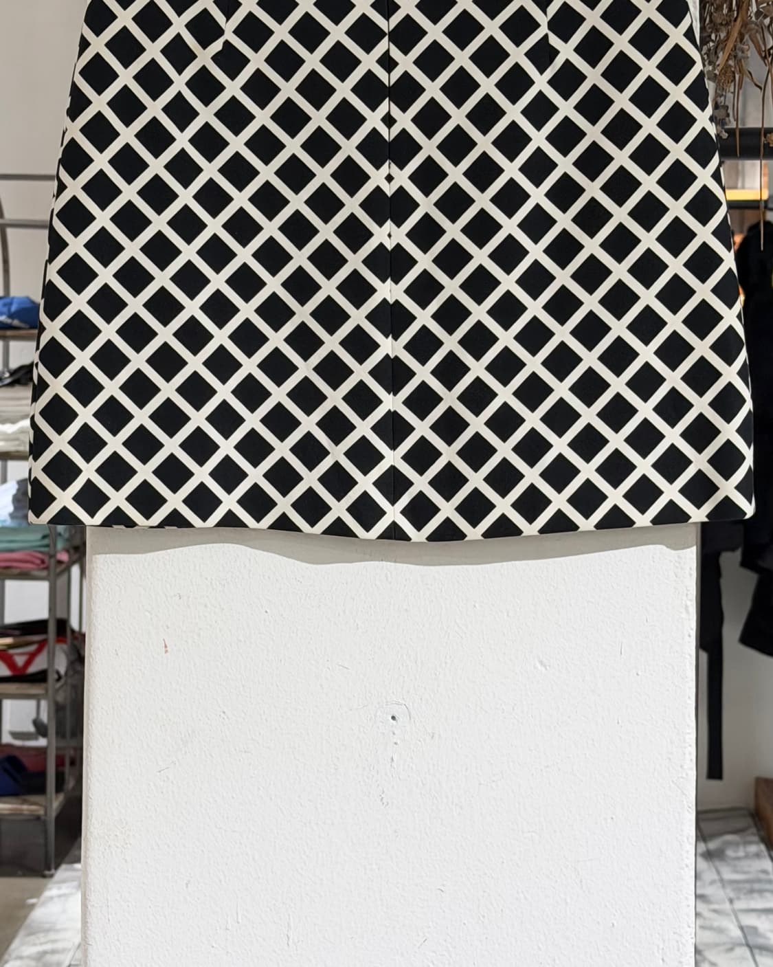 잔프랑코 페레 블랙 라티스 패턴 A라인 미니스커트 상품이미지6