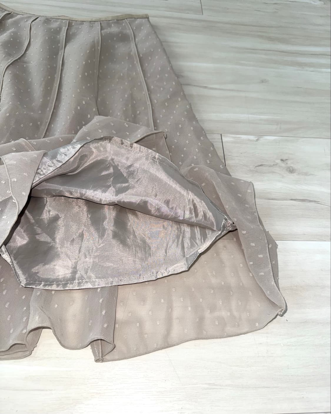 Taupe Sheer Dot Midi Skirt 상품이미지8