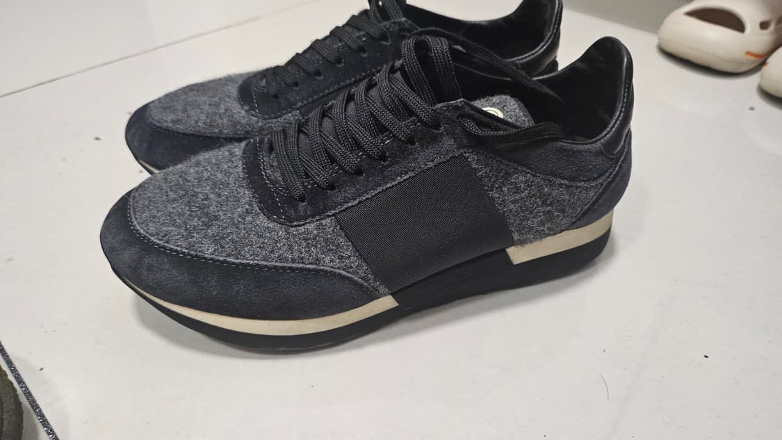 [B] 몽클레어 여성 스니커즈 39사이즈 moncler 상품이미지1