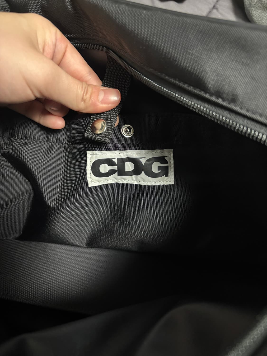 Cdg 꼼데가르송 크로스백 숄더백 L 상품이미지4