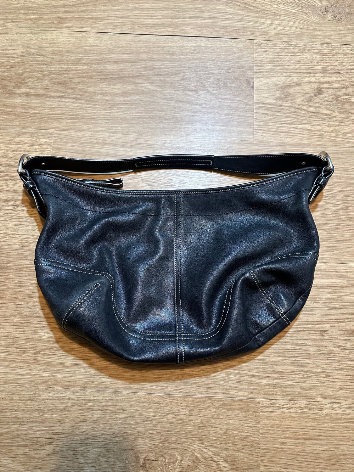 코치 숄더백 상품이미지2