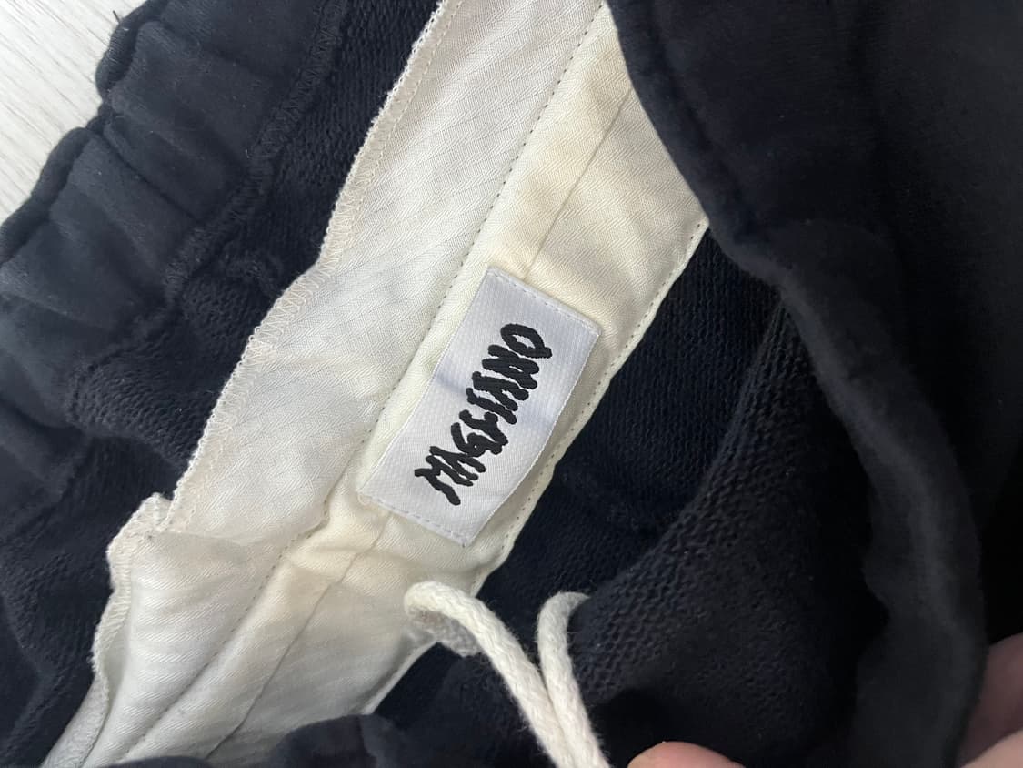 마리아노 스포츠팬츠 블랙 (2회 착용)  상품이미지4