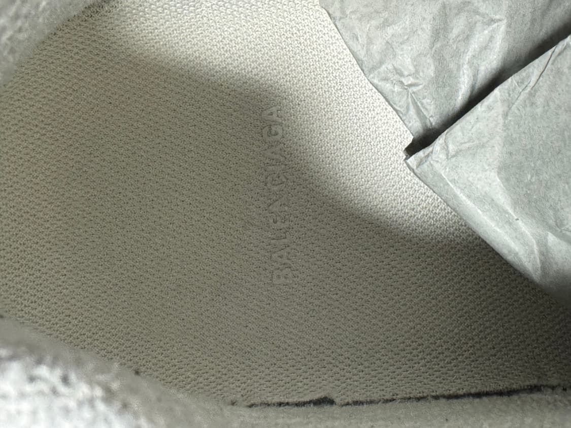 발렌시아가 3xl 43 에그쉘 상품이미지4