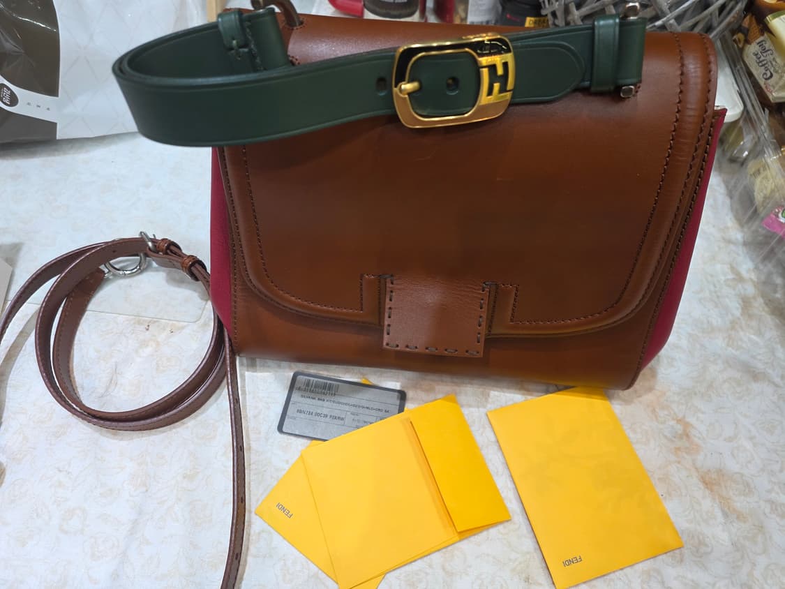 Fendi(펜디) 브라운 레더 트리밍 실바나 토트백 상품이미지3