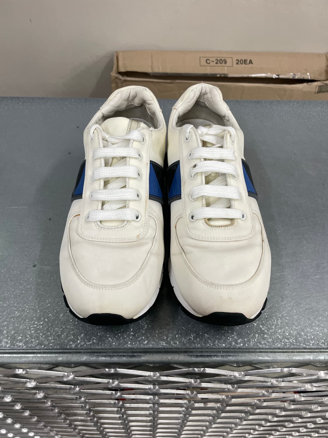 프라다 나일론 로우탑 화이트 265 상품이미지5