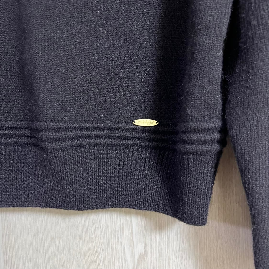 블렘토 브이넥니트 상품이미지4