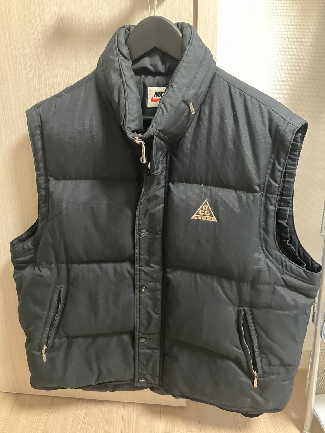 (105) 나이키 ACG 조끼패딩 패딩베스트 블랙 상품이미지1