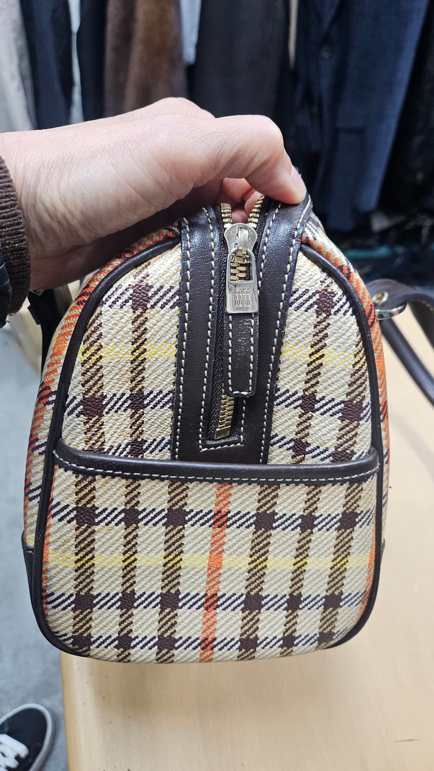 닥스 체크 도트백 상품이미지8