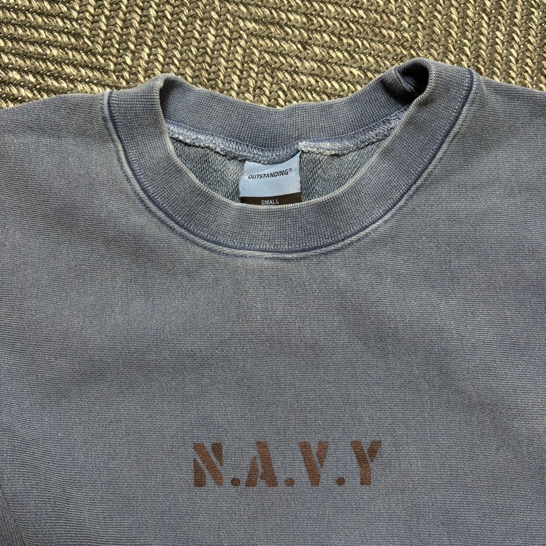 아웃스탠딩 피그먼트 네이비 맨투맨(S) 상품이미지3