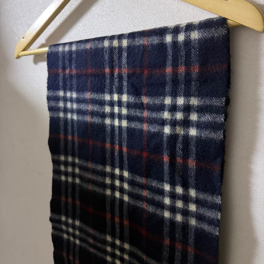 버버리 캐시미어 노바체크 머플러 네이비 상품이미지3