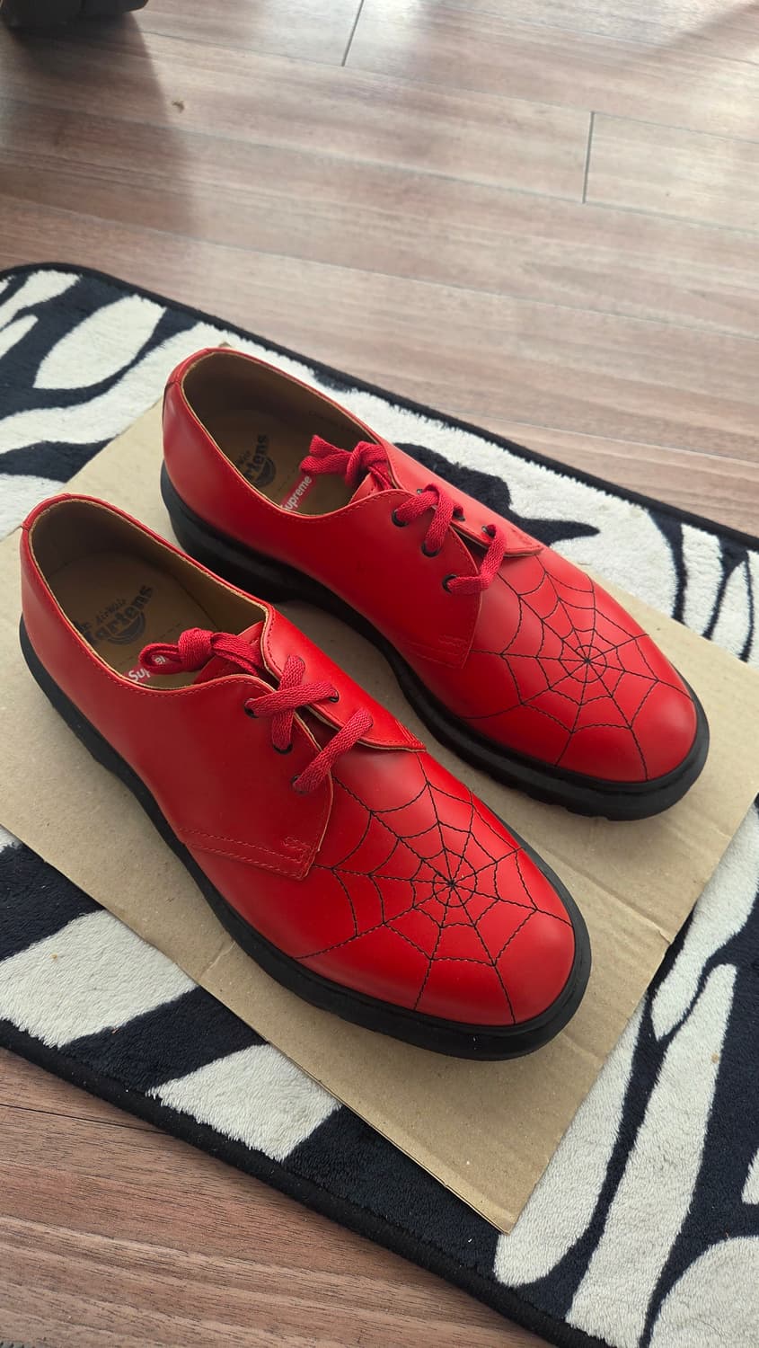 닥터마틴 x 슈프림 스파이더웹 3-아이 슈 레드 상품이미지1