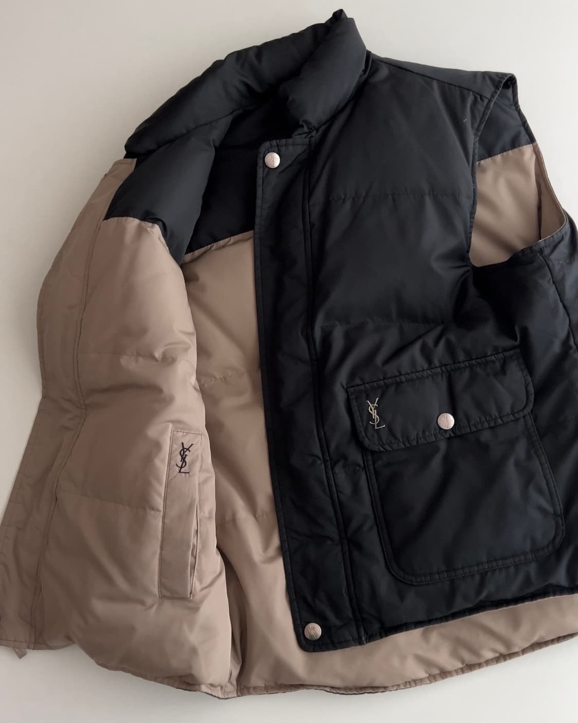 입생로랑 리버시블 구스 다운 베스트 100 상품이미지4