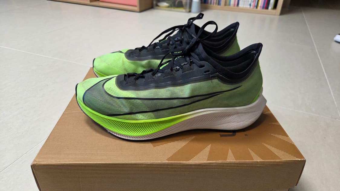 나이키 에어 줌 플라이 3 일레트릭 그린 상품이미지2