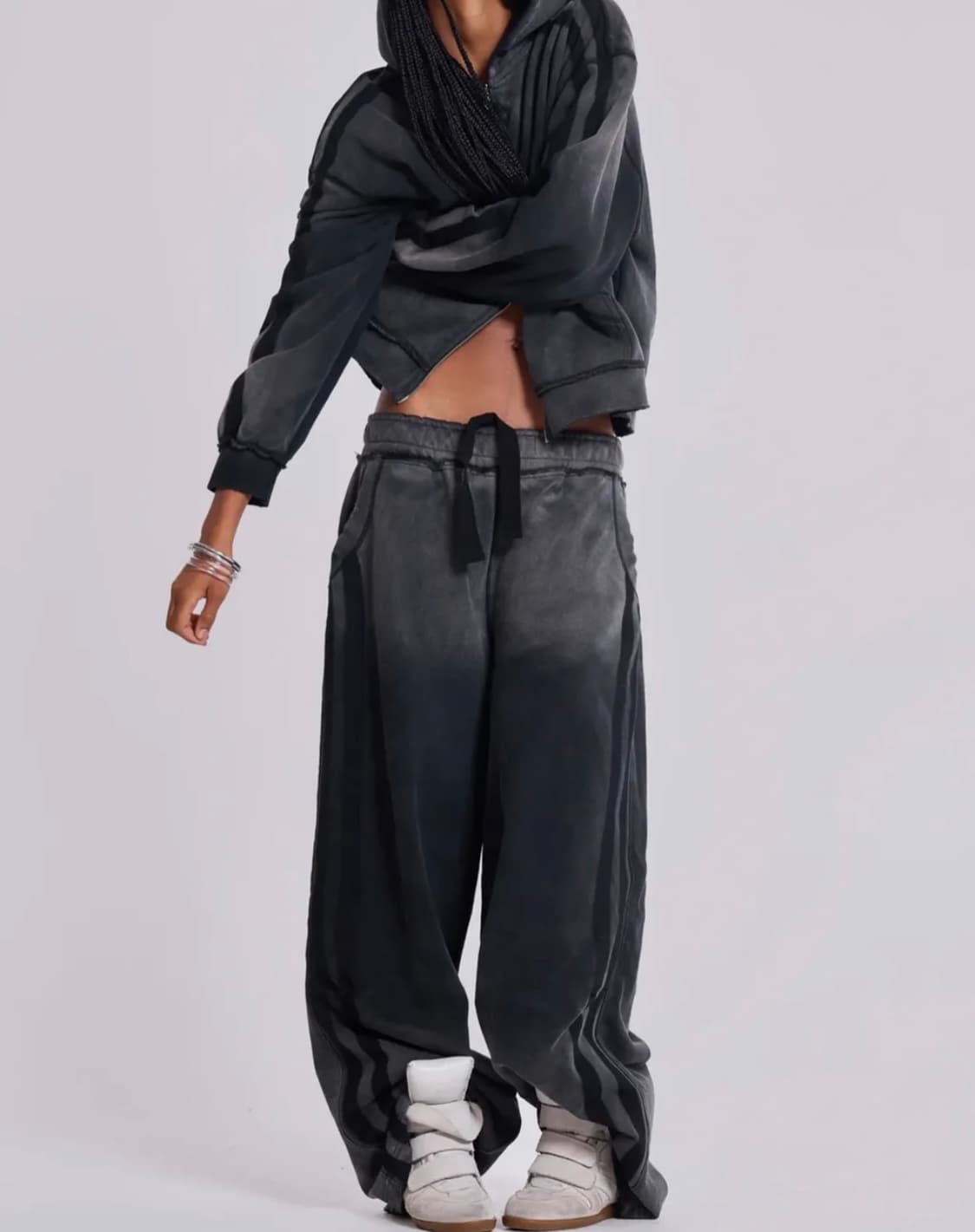 제이디드런던 Sporty Baggy Monster Joggers 상품이미지1