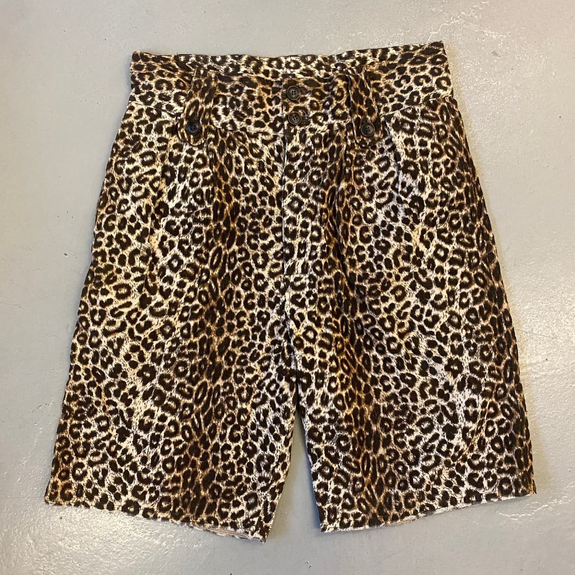 23ss CORONEL SHORTS LEOPARD 상품이미지2