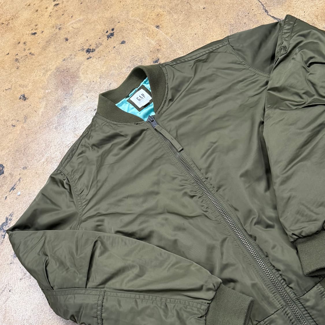 [정품/L] GAP 갭 항공점퍼 카키 b8 상품이미지1