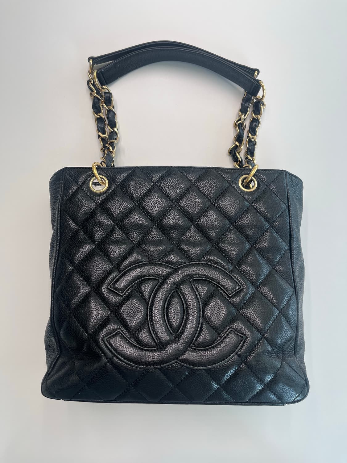 샤넬 그랜드샤핑 쁘띠 블랙 금장 상품이미지1