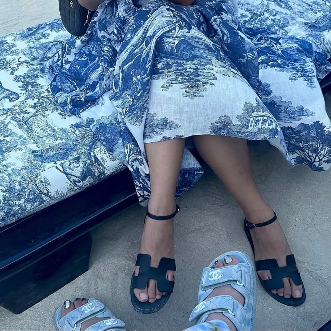 샤넬 스카이블루 벨크로 샌들 상품이미지4