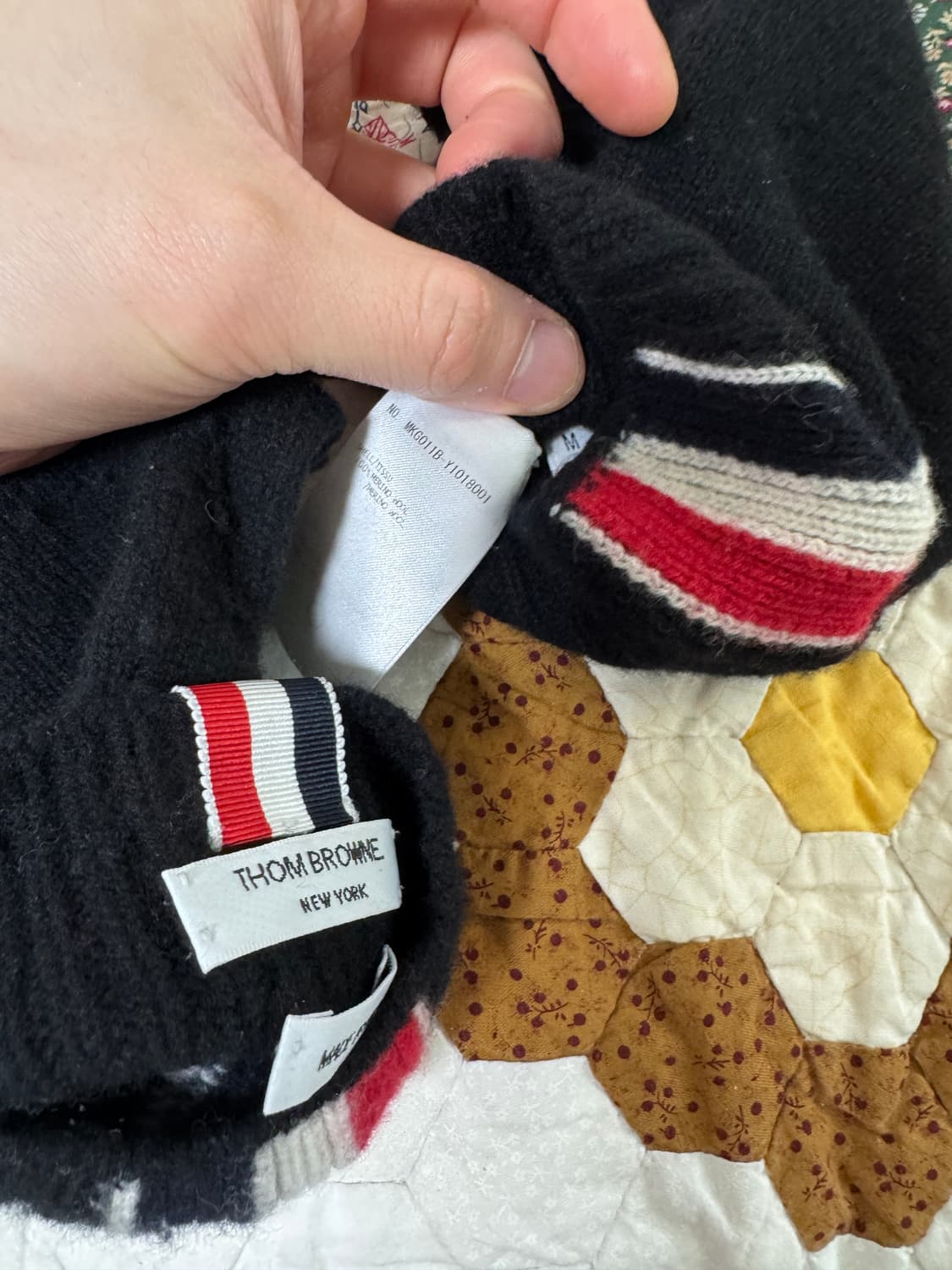 톰브라운 울장갑 정품 상품이미지3