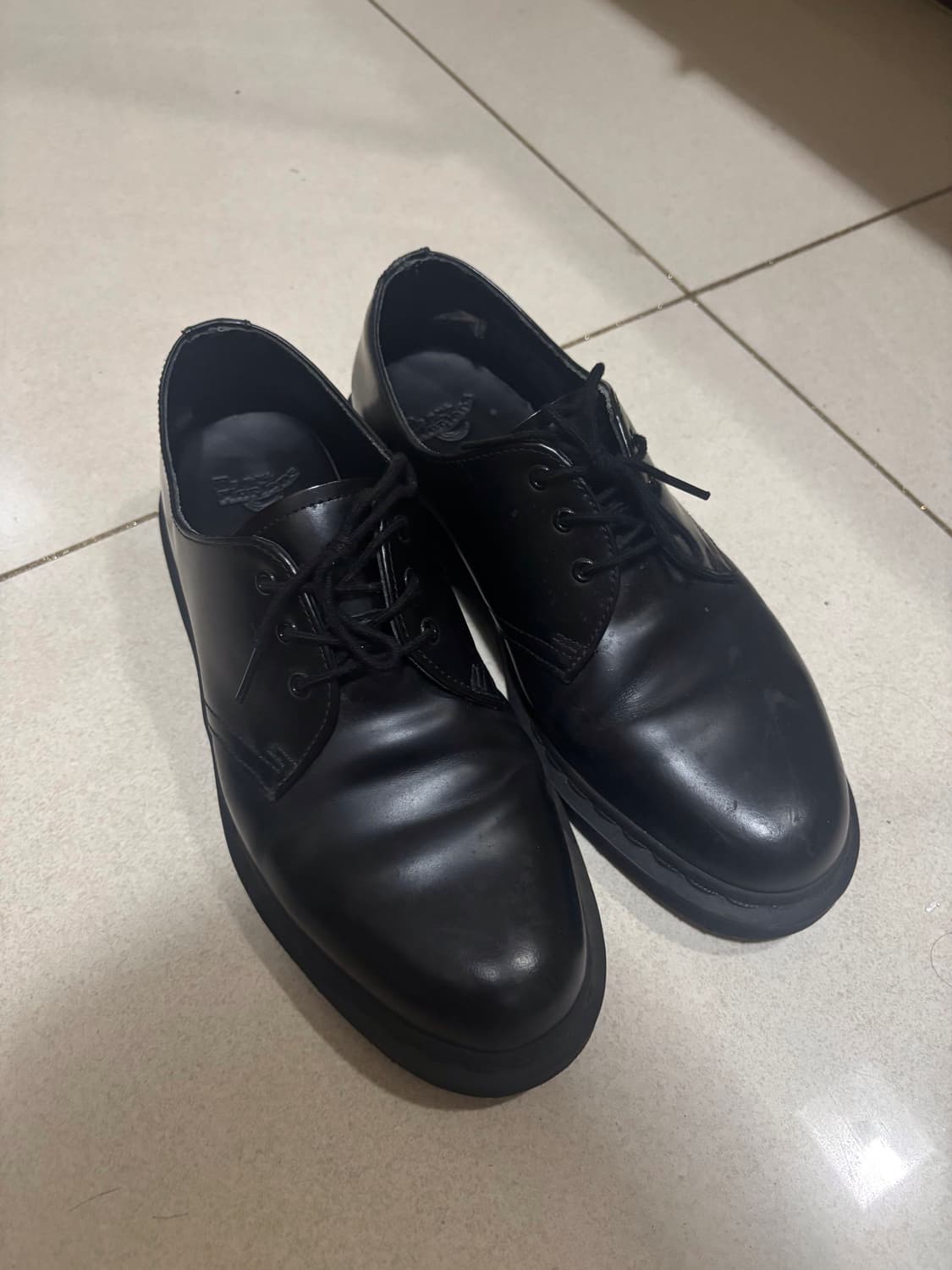 닥터마틴 1461 모노 블랙 260  상품이미지1