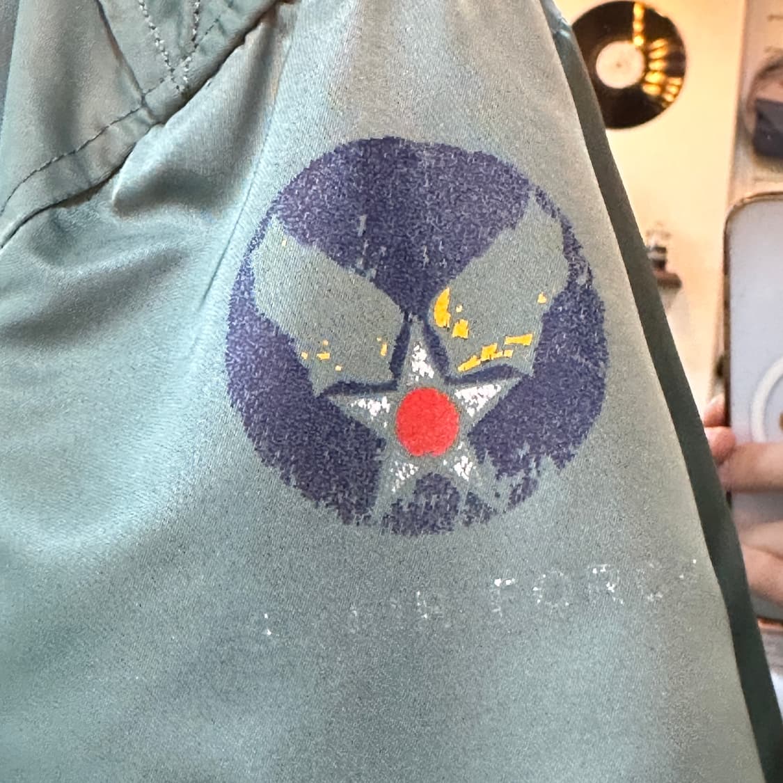 알파 인더스트리 L-2B  봄버 자켓 상품이미지2