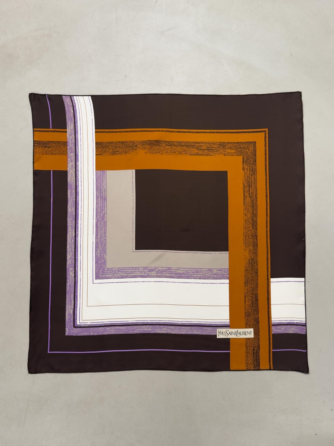 입생로랑 스카프 상품이미지1