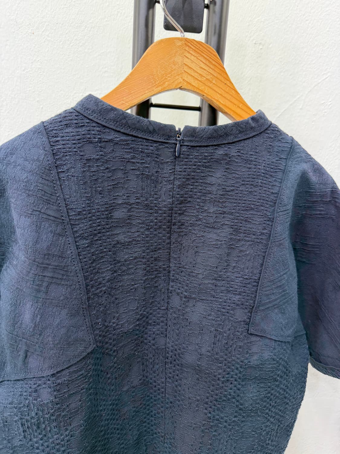 정품) Sandro 산드로 네이비 반팔 블라우스 36 상품이미지5