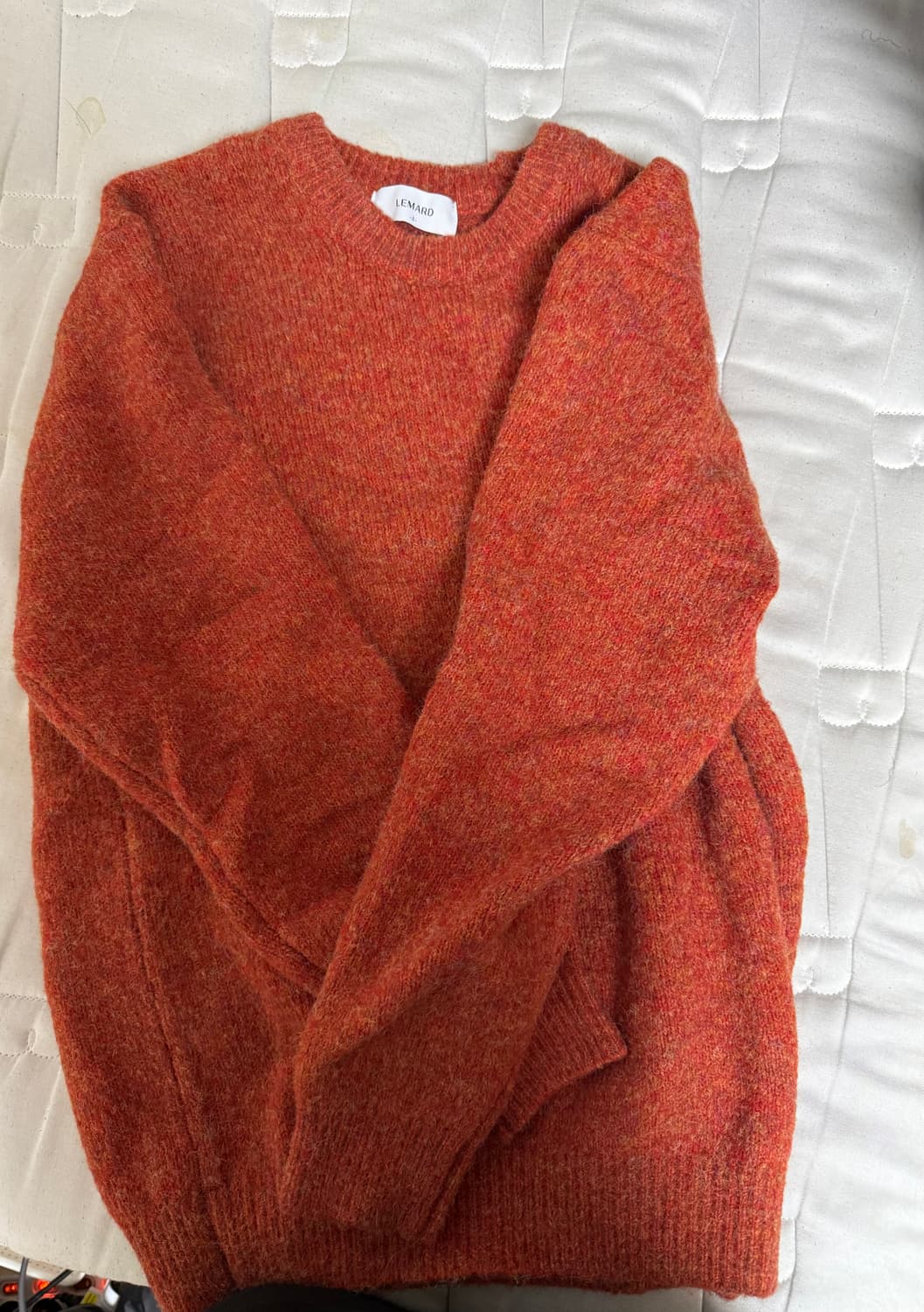 르마드 울 오버핏 라운드 오렌지 앙고라 니트 상품이미지1