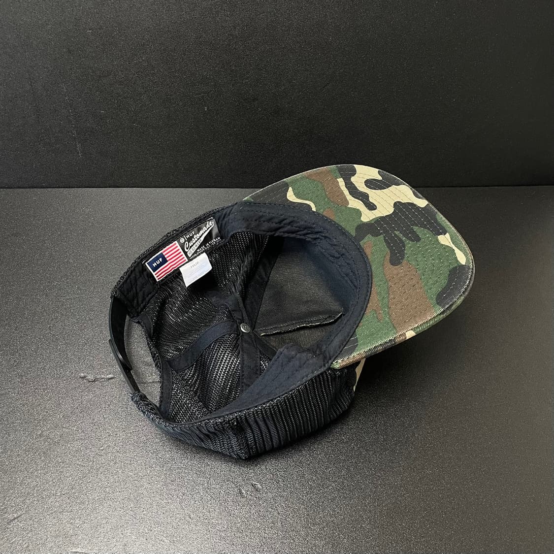 [F] HUF 아메리카 이글 카모플라쥬 메쉬 트러커 캡 상품이미지5