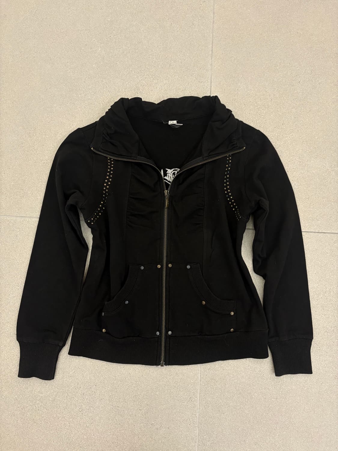 백프린팅 스터드 집업 상품이미지2