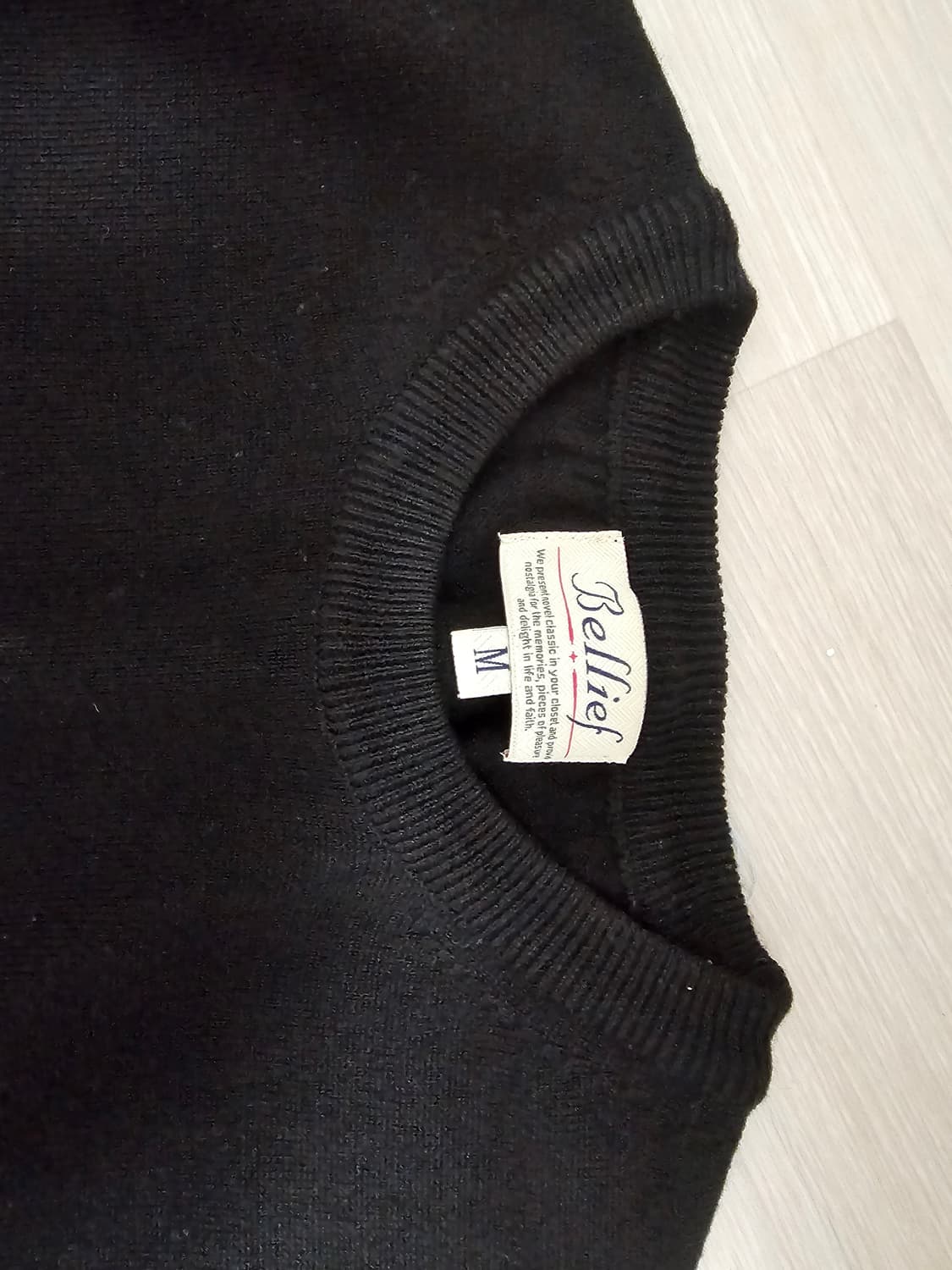 벨리프 크루넥 검정 니트  Essential Crew Neck Knit  상품이미지2