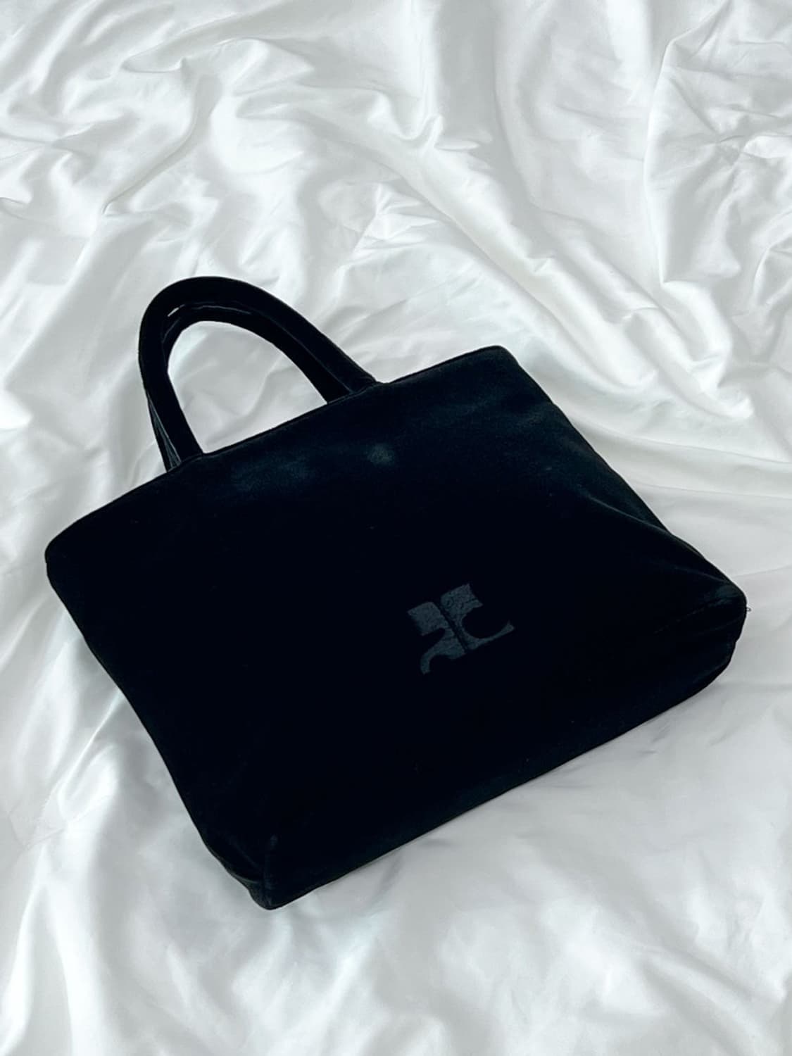 courreges / 꾸레쥬 블랙 벨벳 토트백 상품이미지5