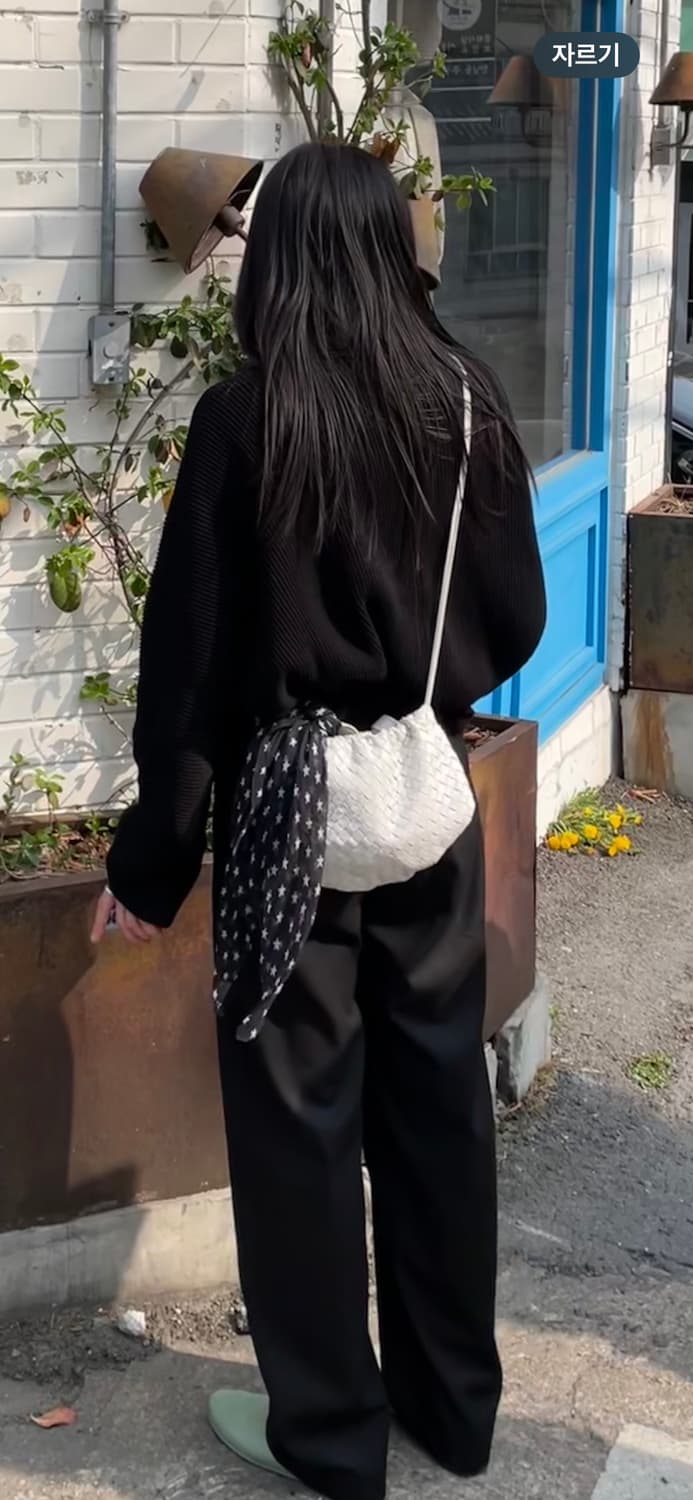 The Small Bulb Shoulder Bag 상품이미지10