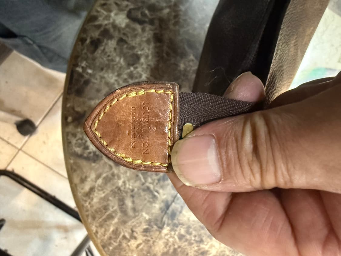 정품 루이비통 모노그램 포쉐트 토일렛 26 팝니다 상품이미지9