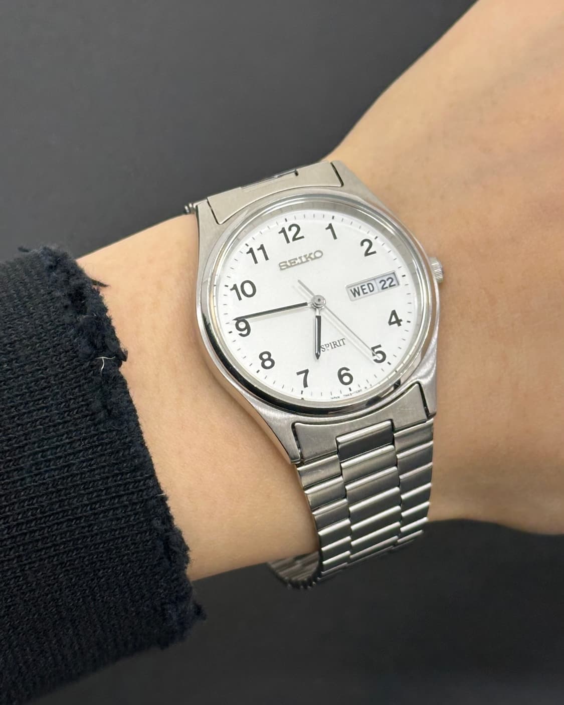 세이코 스피릿 데이데이트 라운드 쿼츠 시계 상품이미지9