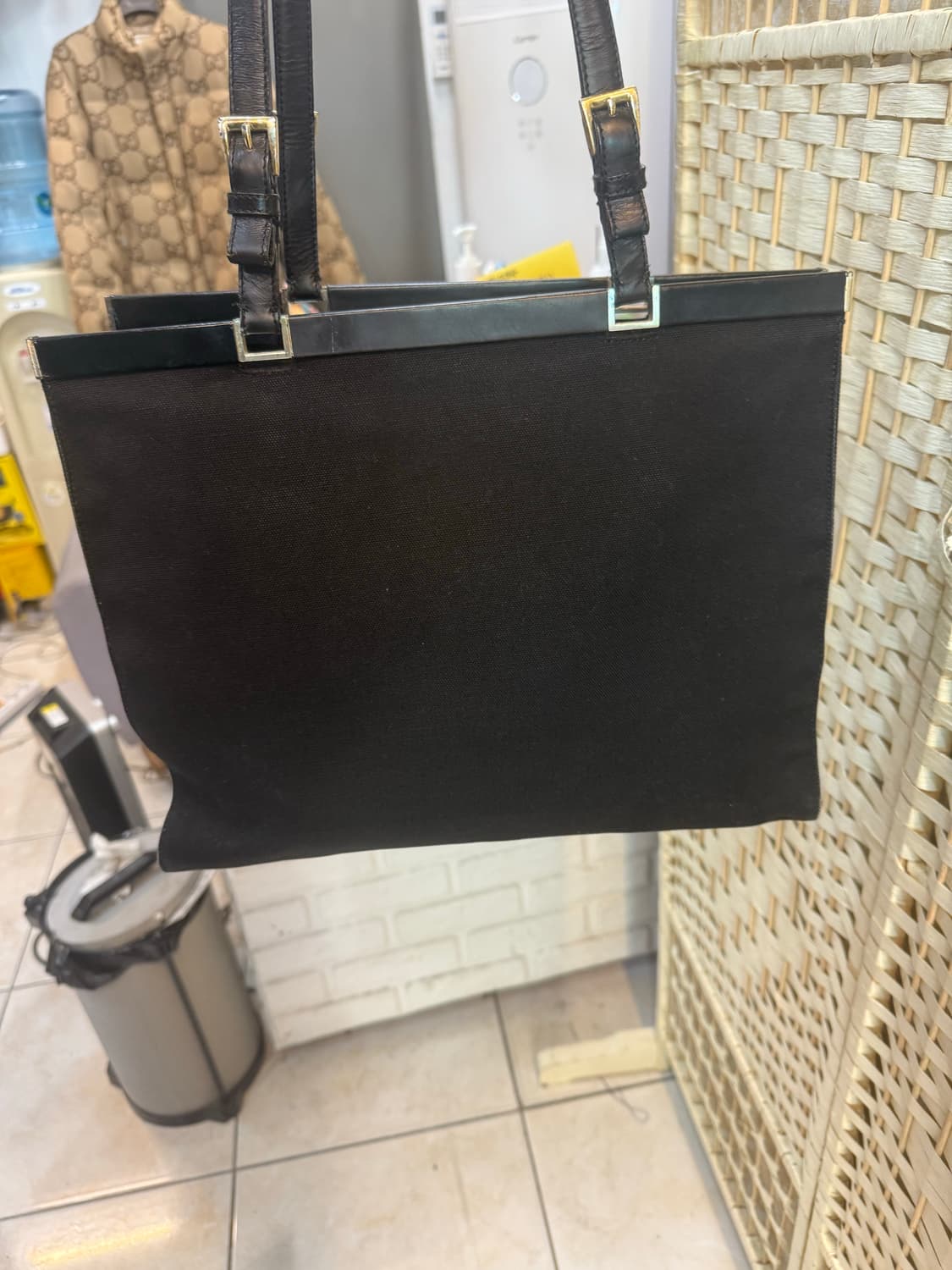 정품 프라다 캔버스 숄더백 팝니다 상품이미지4