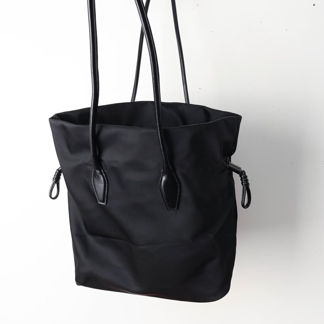 랑방컬렉션 드로우스트링 숄더백 상품이미지5