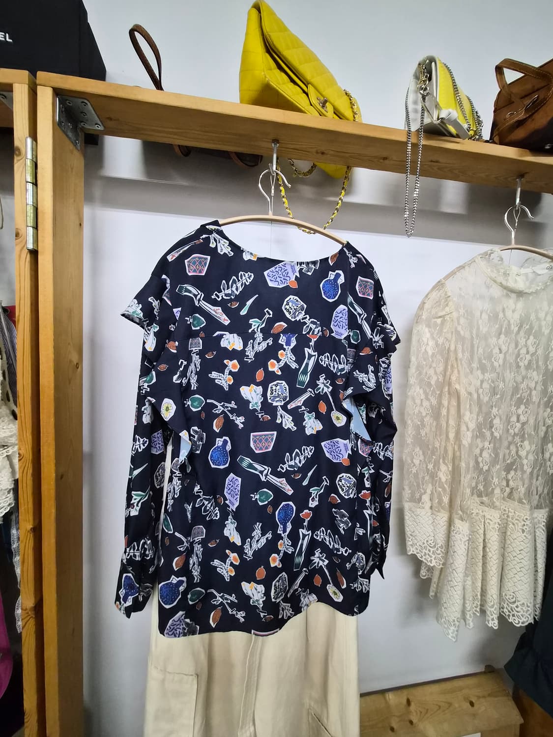 베네통 프릴 블라우스. 자라 와이드 카고팬츠 상품이미지5