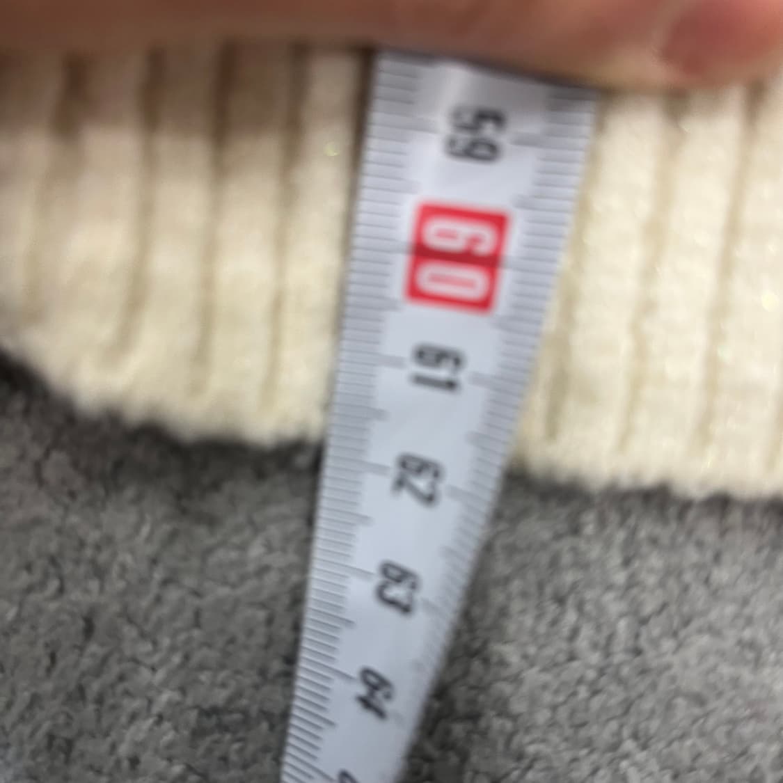 90 르꼬끄 아이보리 퍼 니트 집업 상품이미지9