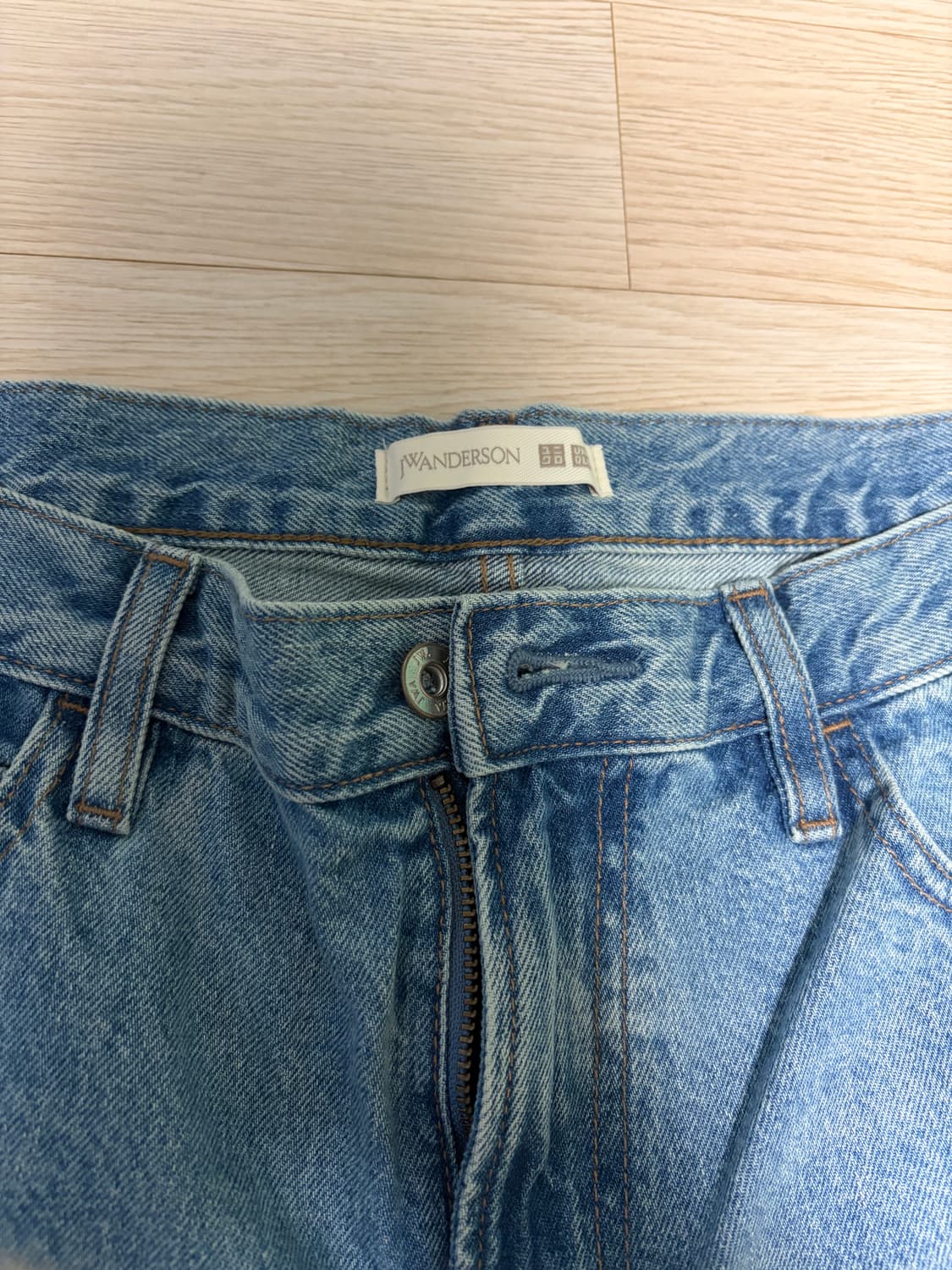 유니클로 JW앤더슨 스트레이트진(1회 실착) 상품이미지2