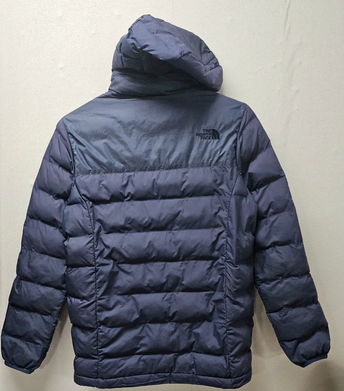 노스페이스 다크블루 컬러 경량 트래블 패딩파카  90 상품이미지2