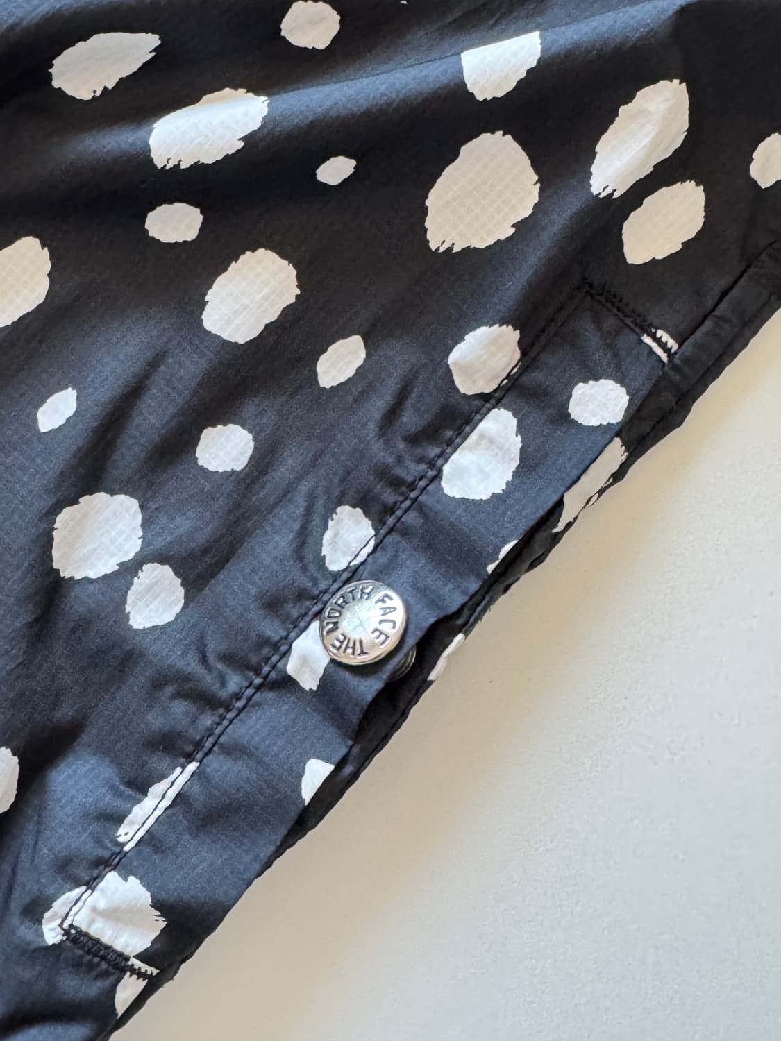 노스페이스 퍼플라벨 바람막이 상품이미지4